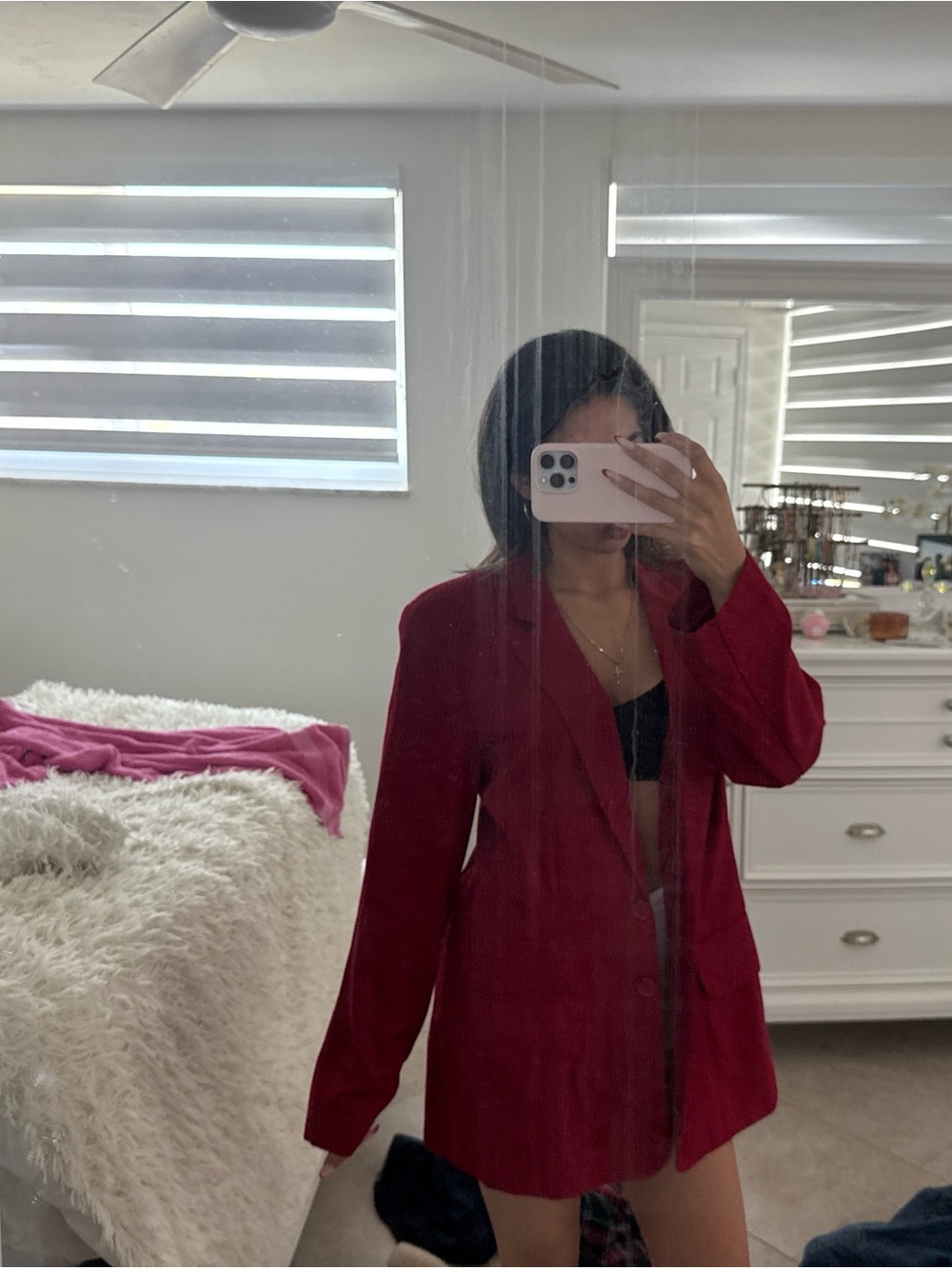 Women's Red Tailored Blazer - Sleek Single-Breasted Jacket